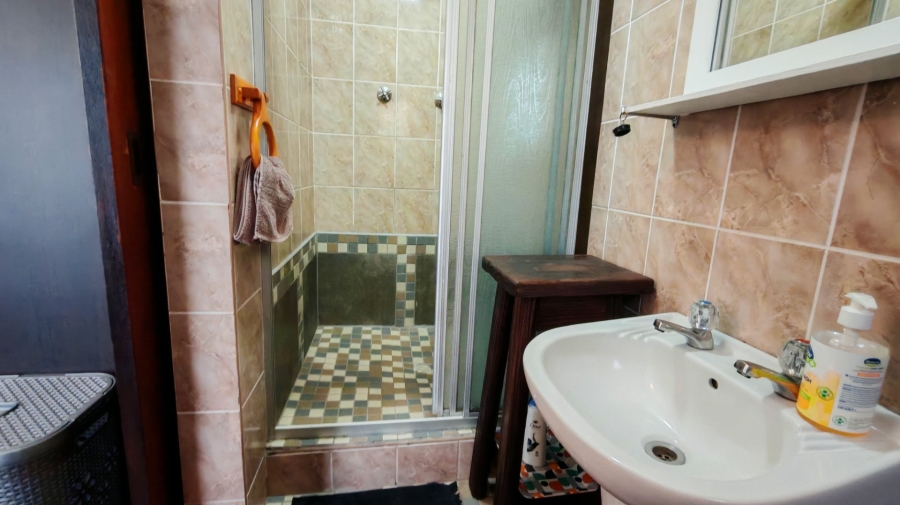 2 Bedroom Property for Sale in Groot Brakrivier Central Western Cape
